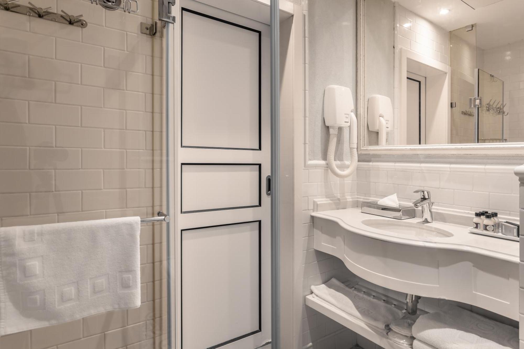 Edmond Luxury Hotel & Spa Roš Pina Exteriér fotografie